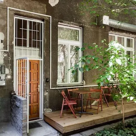 57 Steps From The Basilica * Будапешт