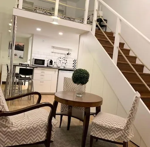 57 Steps From The Basilica Daire